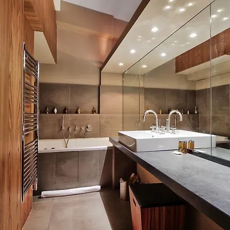 Marignan - Duplex Apartment Paris