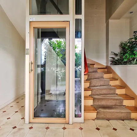 Marignan - Duplex * Paris